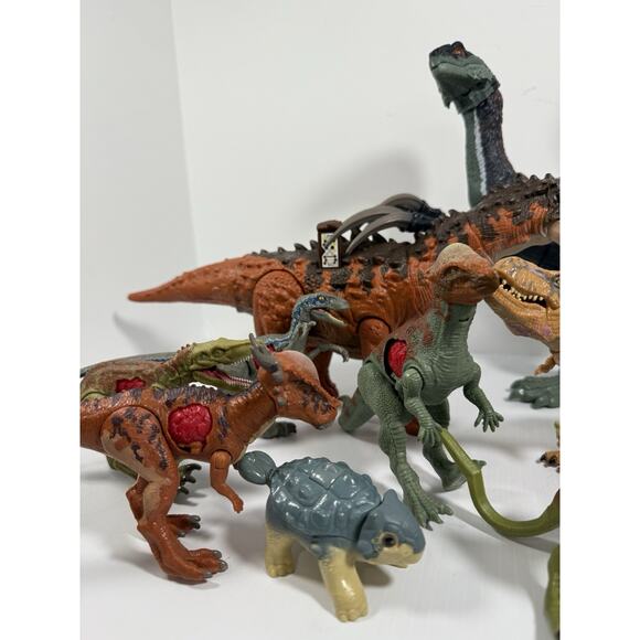 Jurassic World Mixed Lot Dinosaur Action Figures Hasbro & Mattel Battle Damaged - Picture 3 of 15